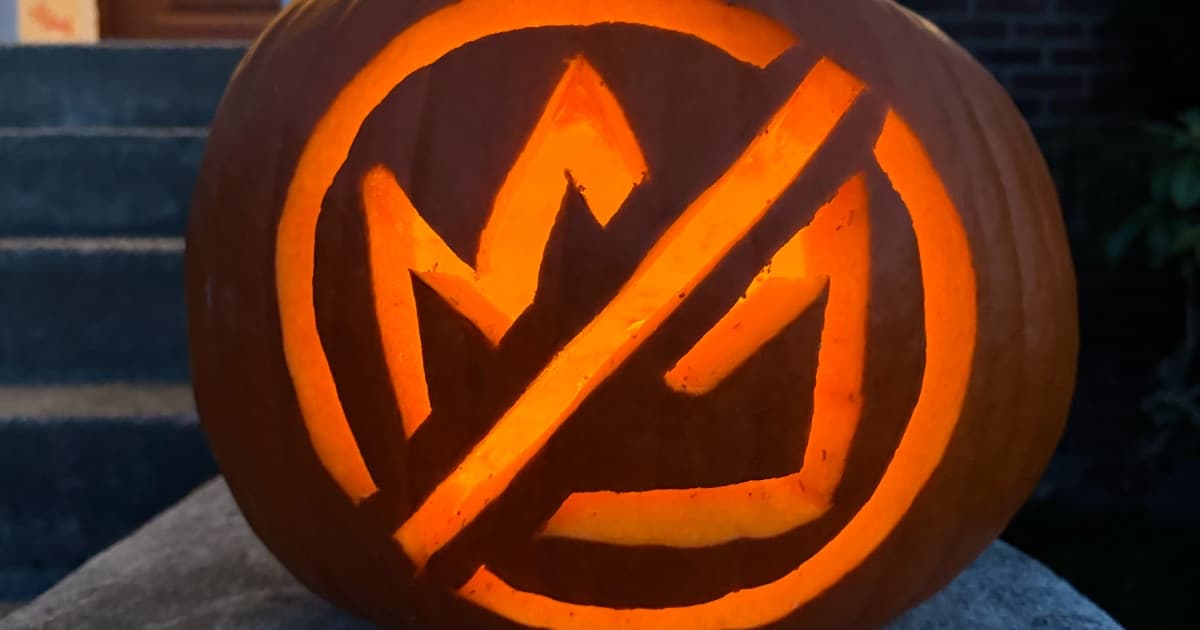 No Kings Jack-o-Lantern in 4 Easy Steps